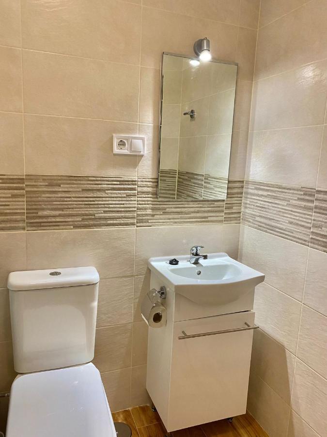 Centro Mirasierra - Metro Usera 02 Madryt Zewnętrze zdjęcie